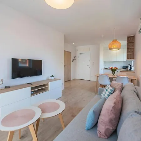 Apartamento Mi Casa Holidays Olimpijska O2 *