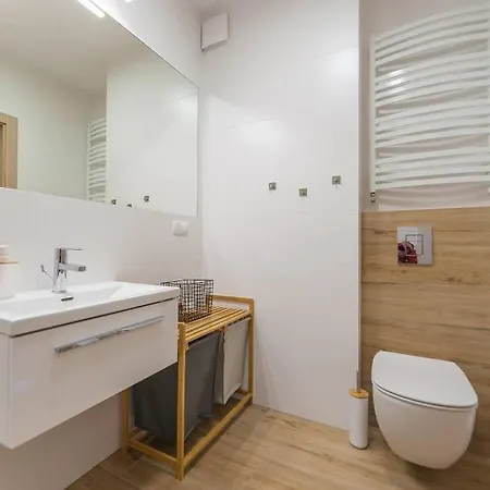 Mi Casa Holidays Olimpijska O2 *