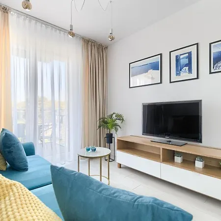 Mi Casa Holidays Olimpijska O2 Apartamento *